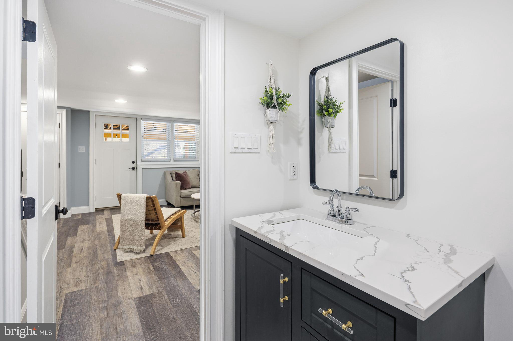 ROXBOROUGH - Residential