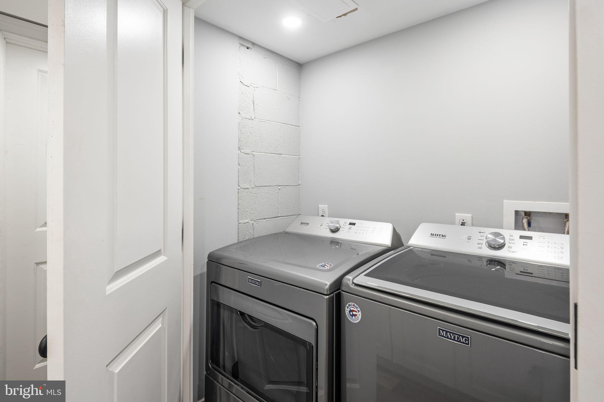 ROXBOROUGH - Residential