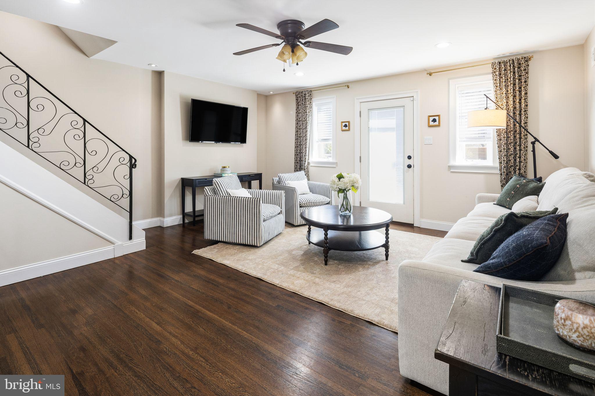 ROXBOROUGH - Residential