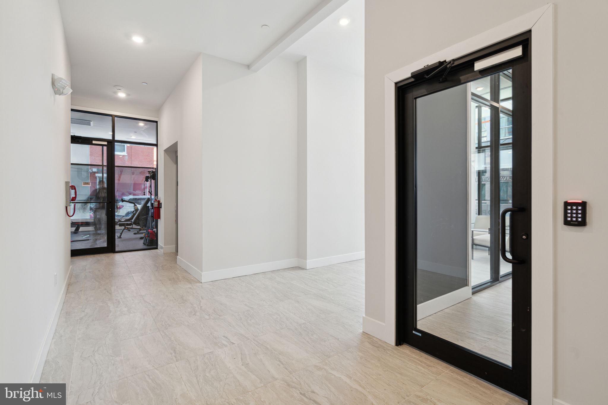 PHILADELPHIA (NORTH) - Residential Lease