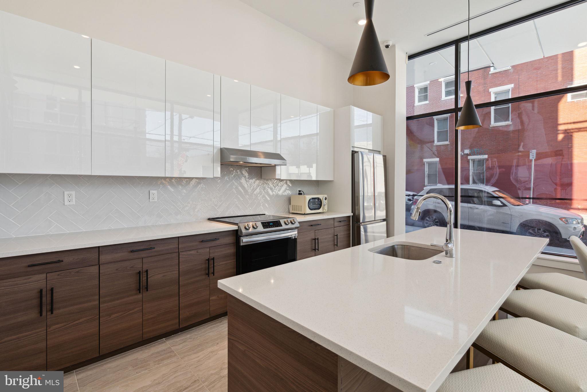 PHILADELPHIA (NORTH) - Residential Lease