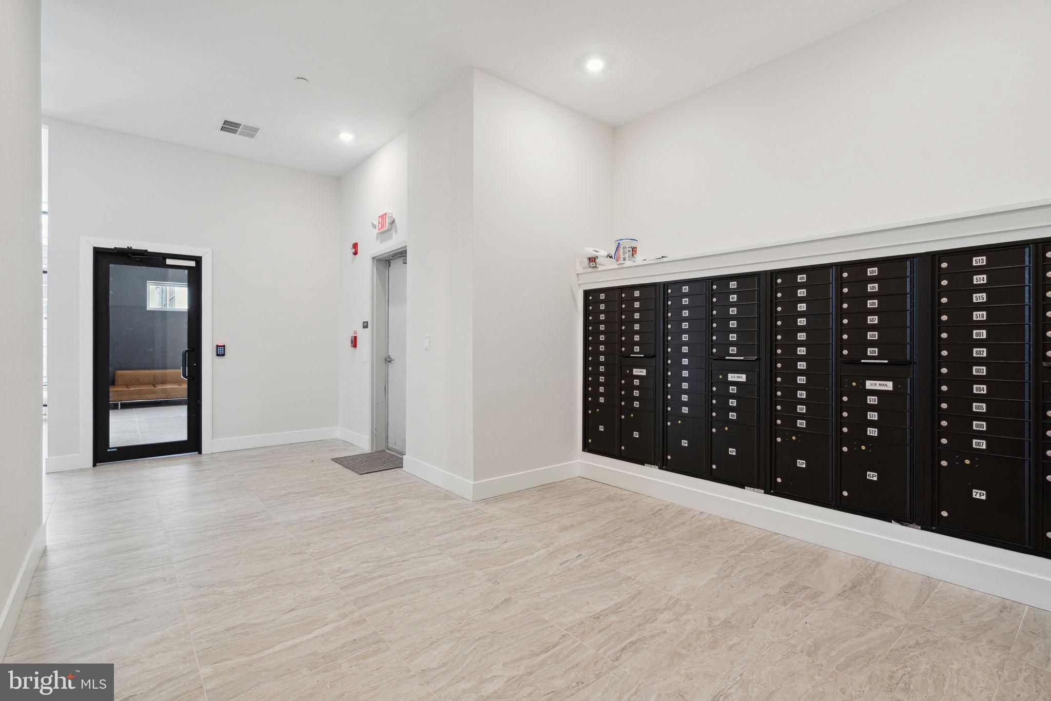 PHILADELPHIA (NORTH) - Residential Lease