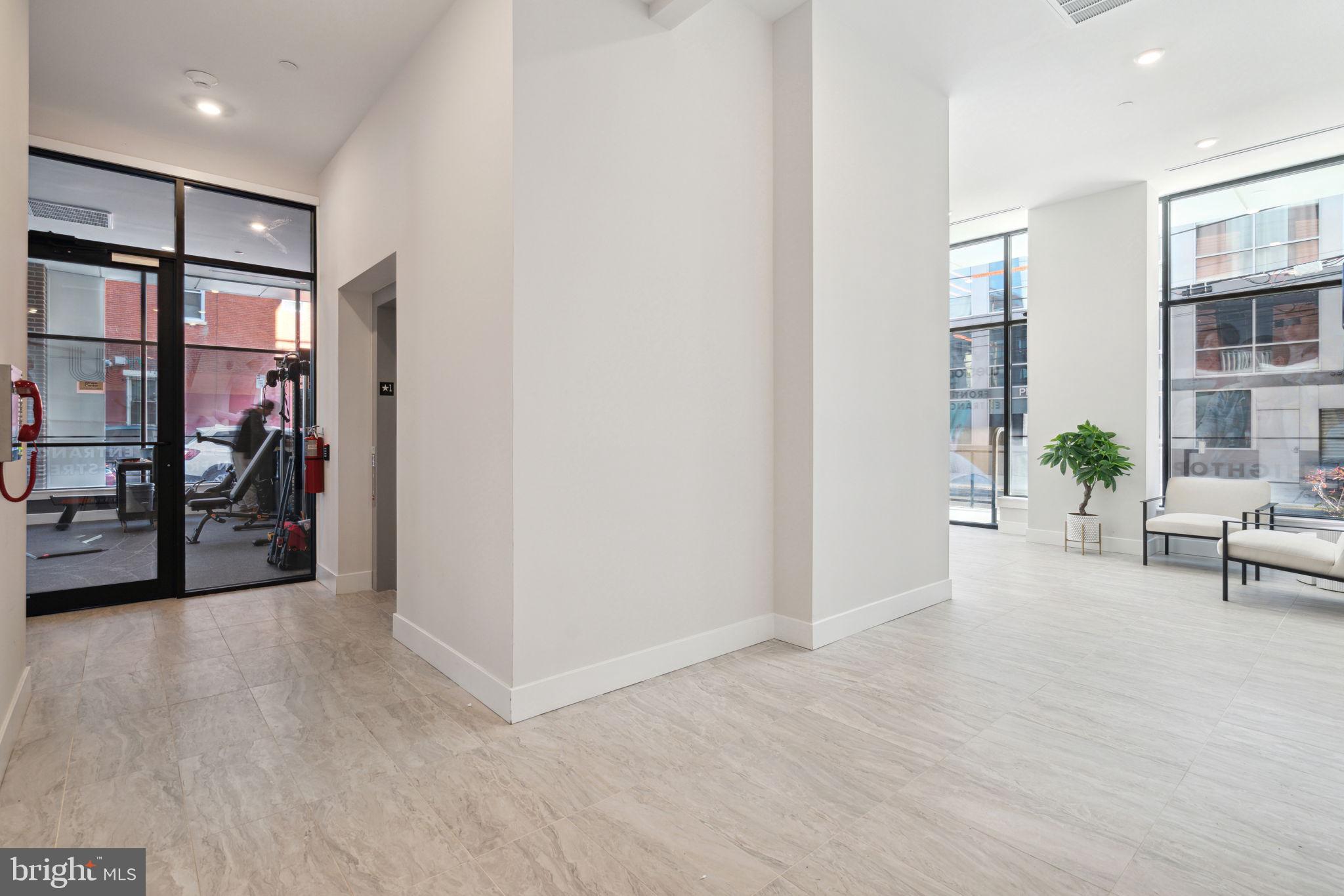 PHILADELPHIA (NORTH) - Residential Lease