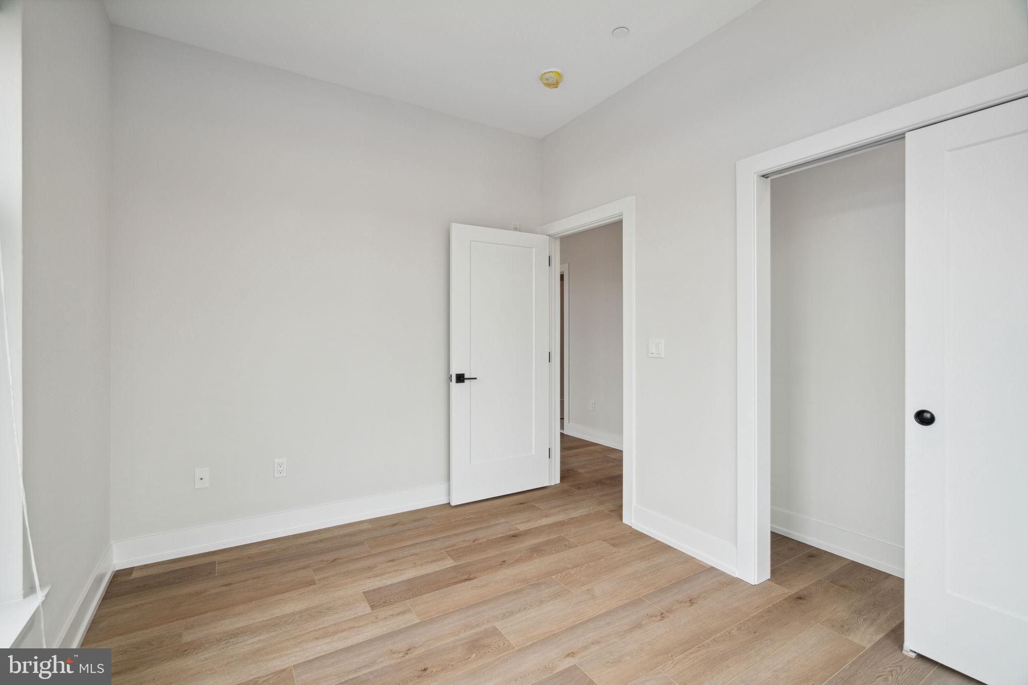 PHILADELPHIA (NORTH) - Residential Lease