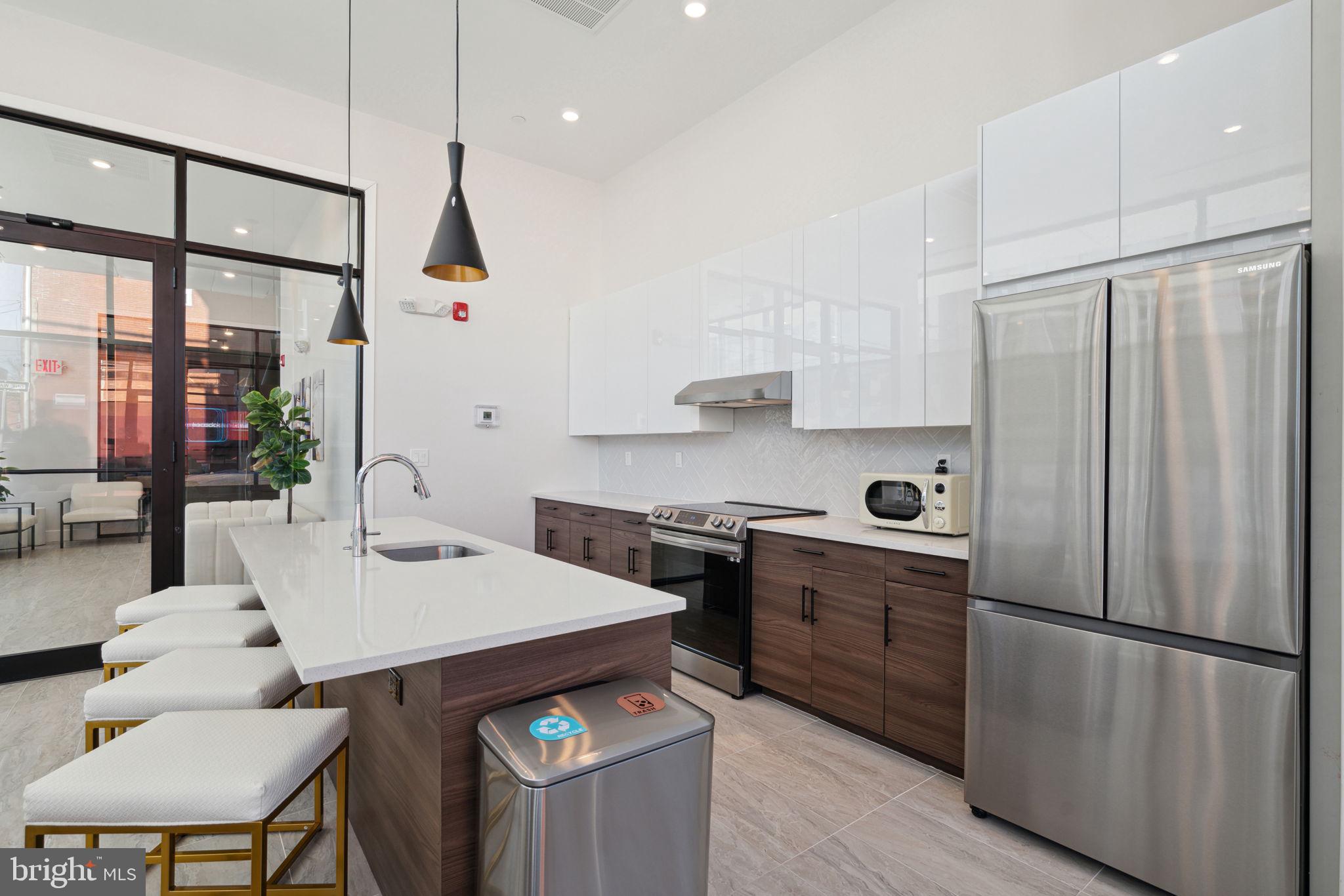 PHILADELPHIA (NORTH) - Residential Lease