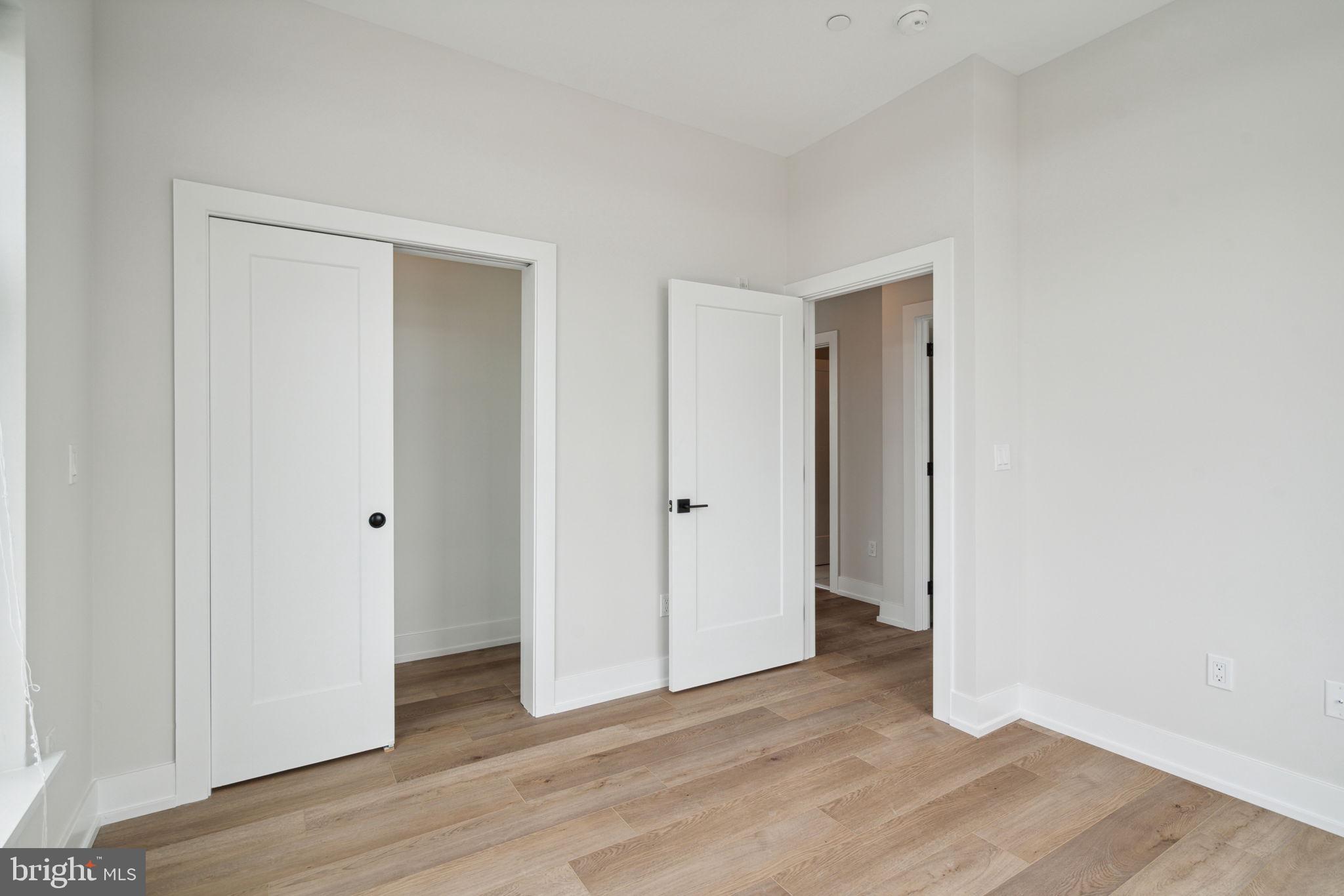 PHILADELPHIA (NORTH) - Residential Lease