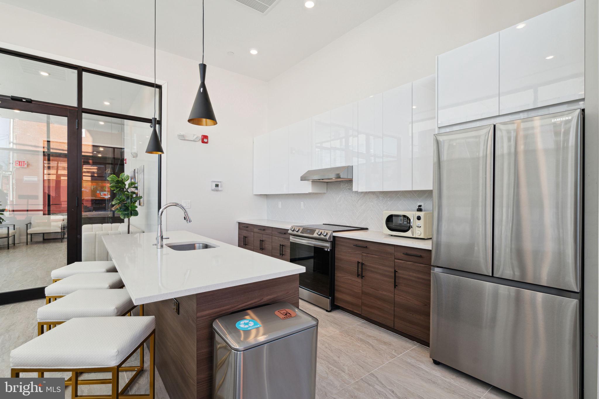 PHILADELPHIA (NORTH) - Residential Lease