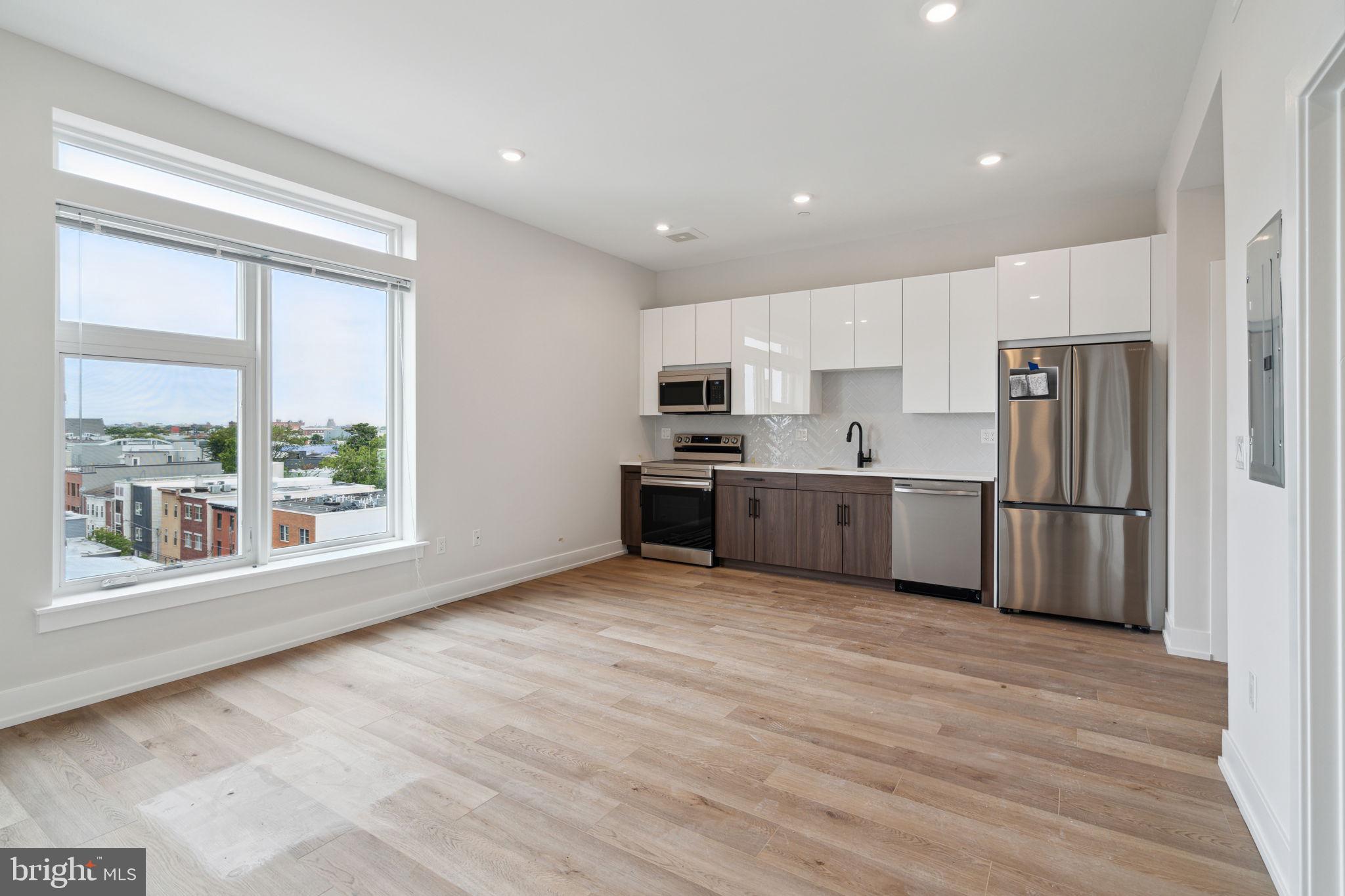 PHILADELPHIA (NORTH) - Residential Lease