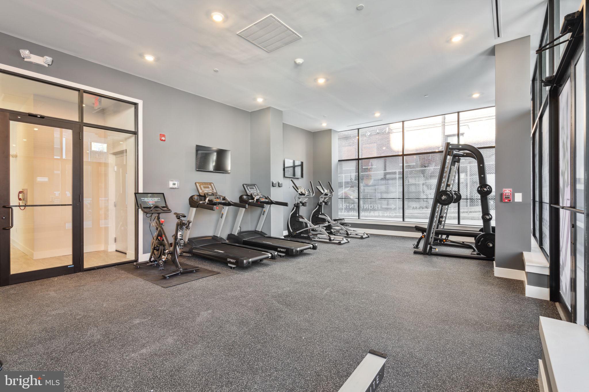 PHILADELPHIA (NORTH) - Residential Lease