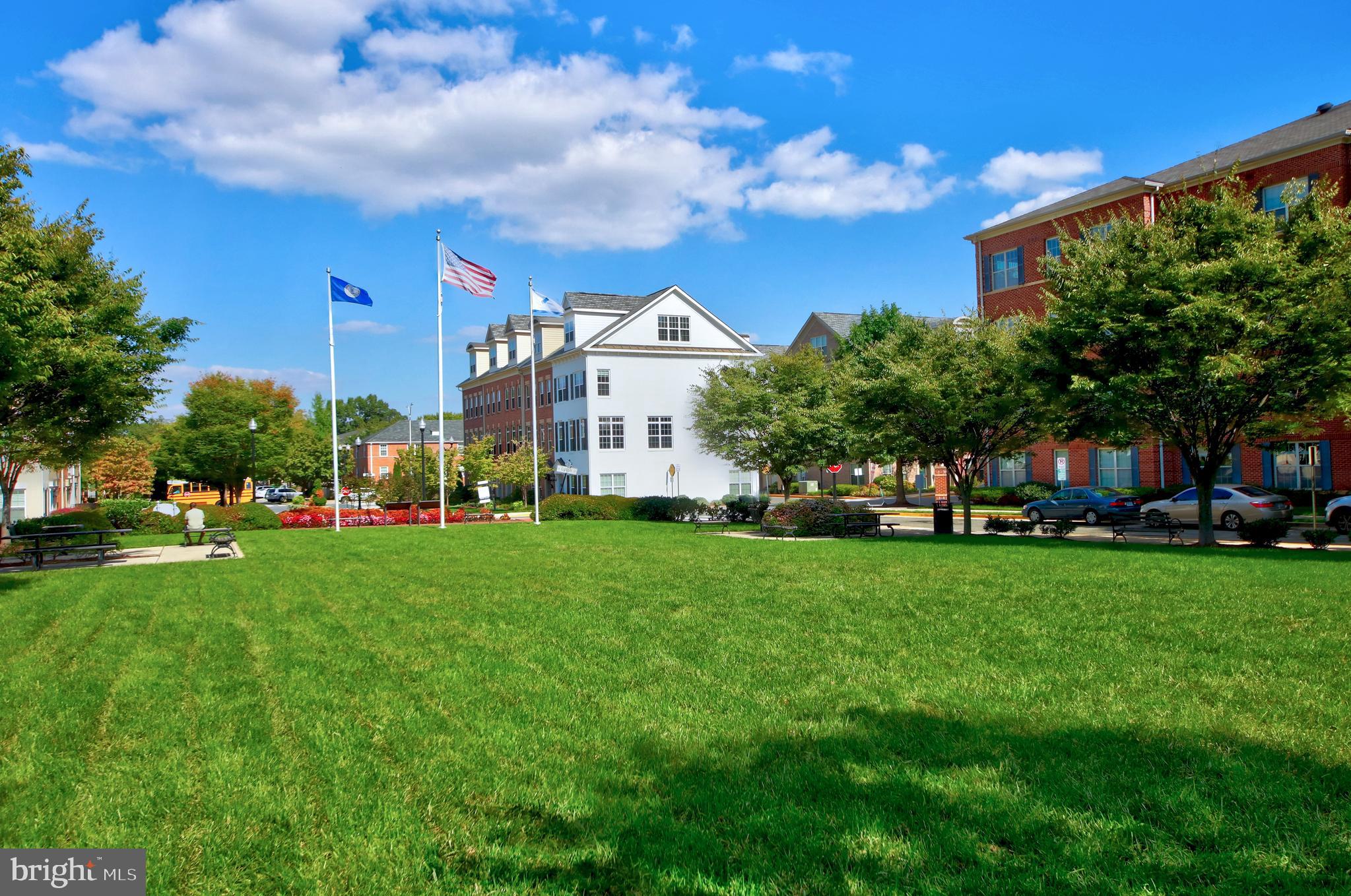 ARLINGTON OAKS - Residential Lease