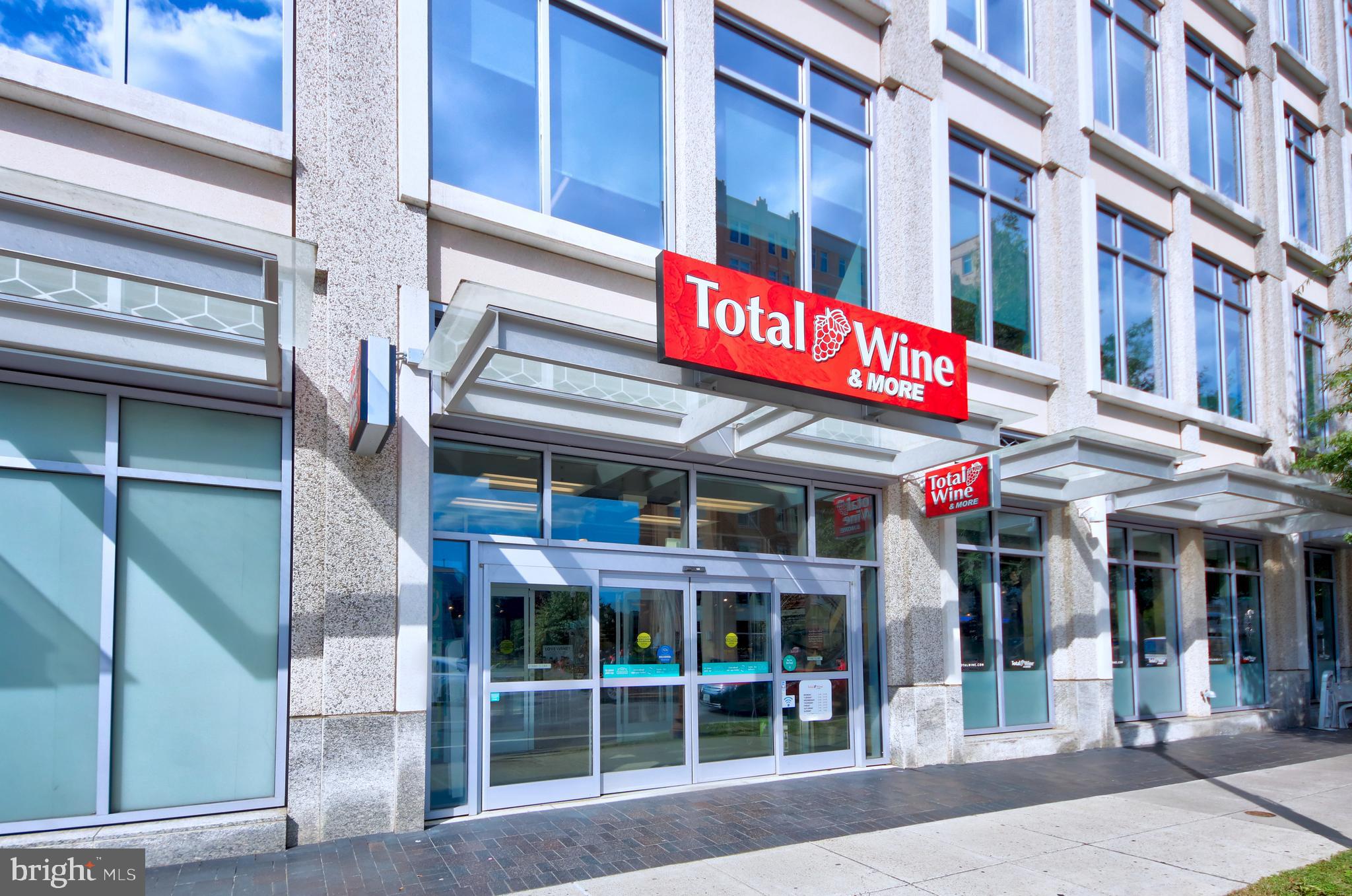 ARLINGTON OAKS - Residential Lease