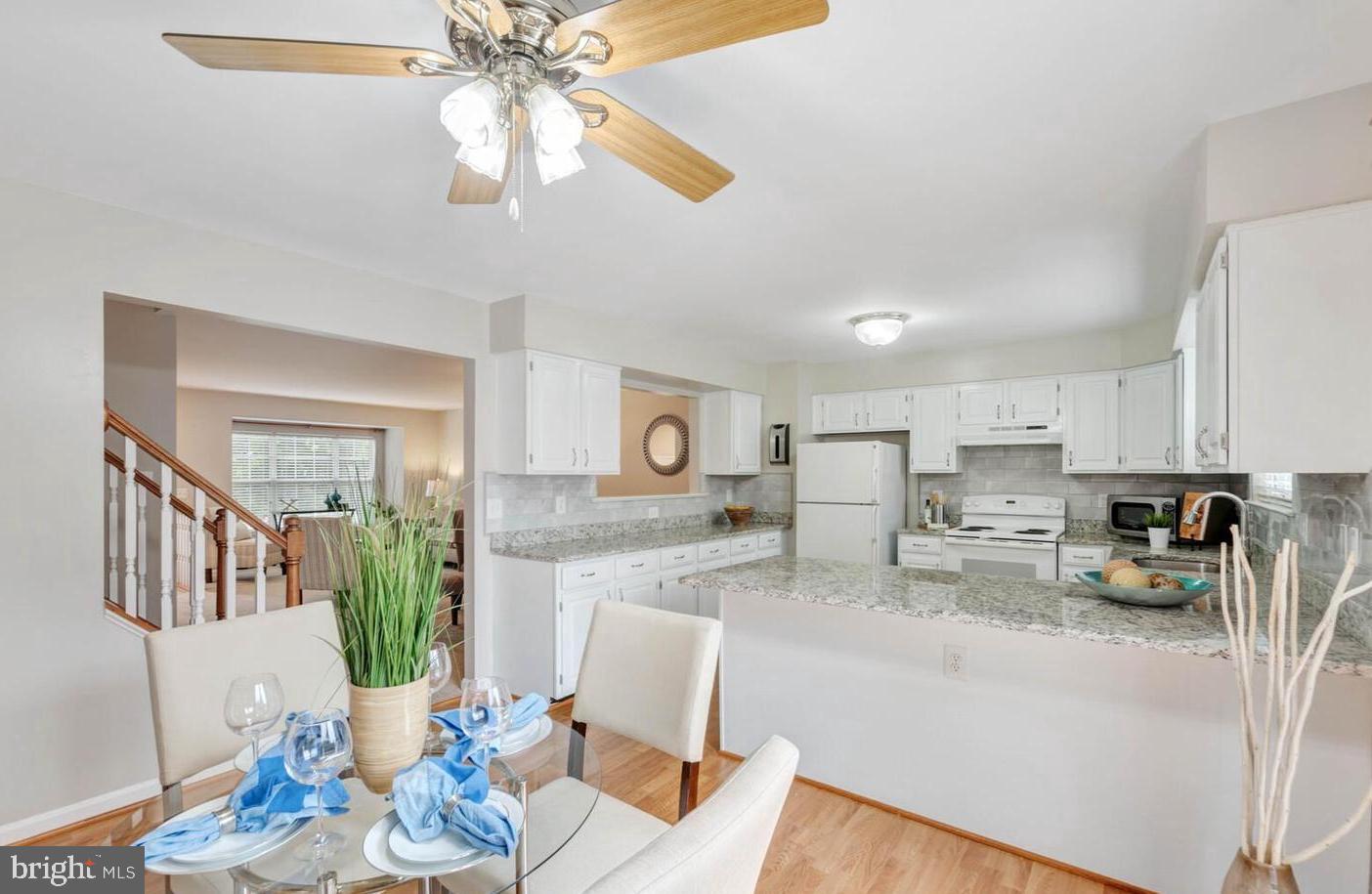 GLENWOOD MEWS - Residential Lease