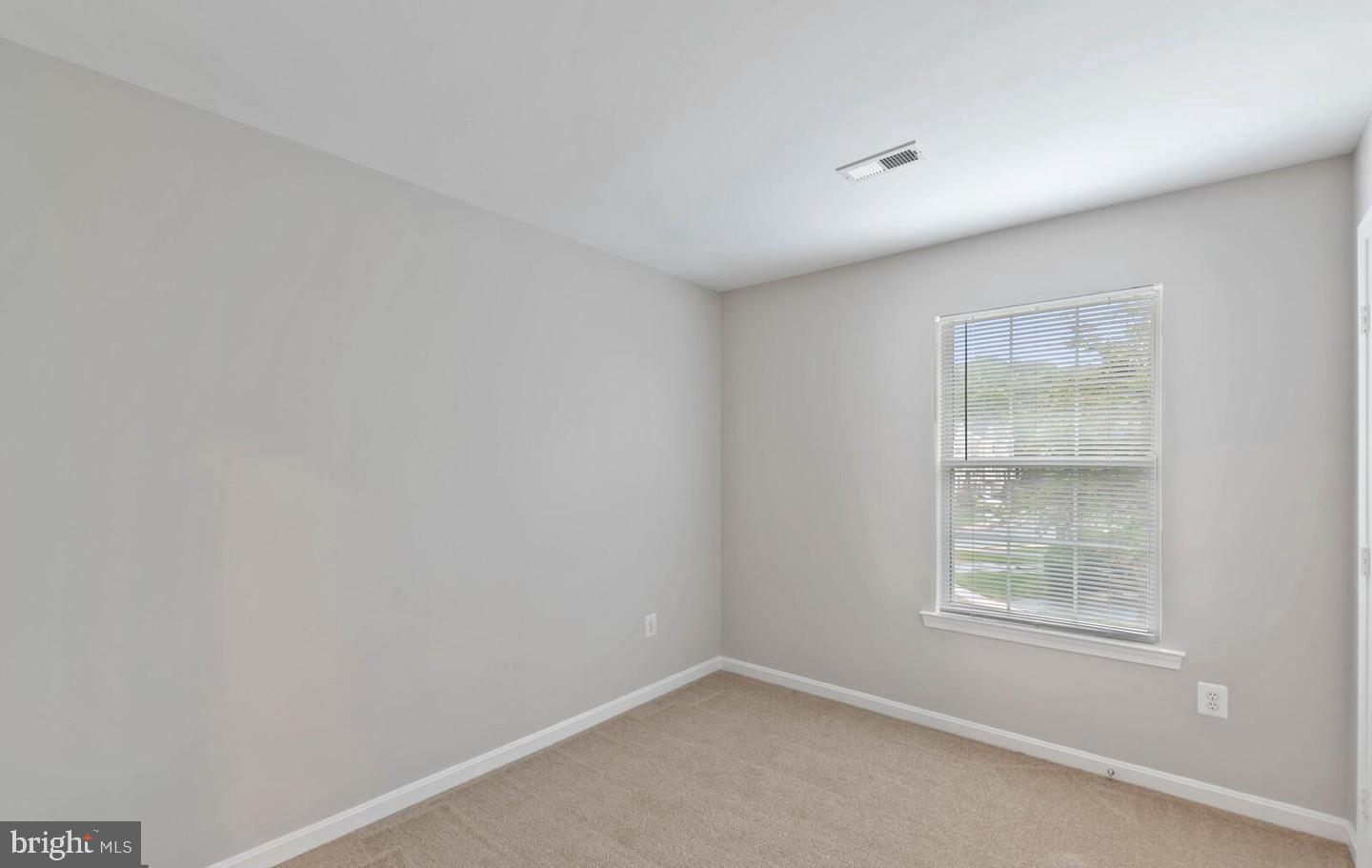 GLENWOOD MEWS - Residential Lease