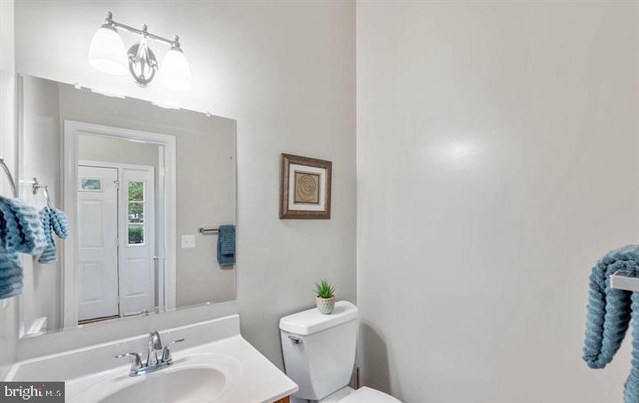 GLENWOOD MEWS - Residential Lease