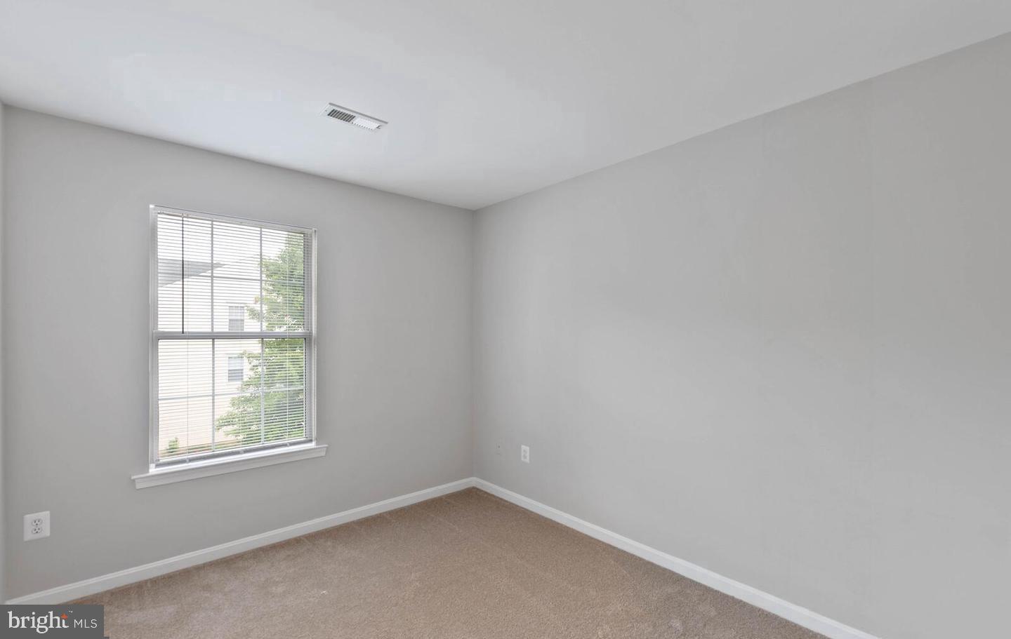 GLENWOOD MEWS - Residential Lease