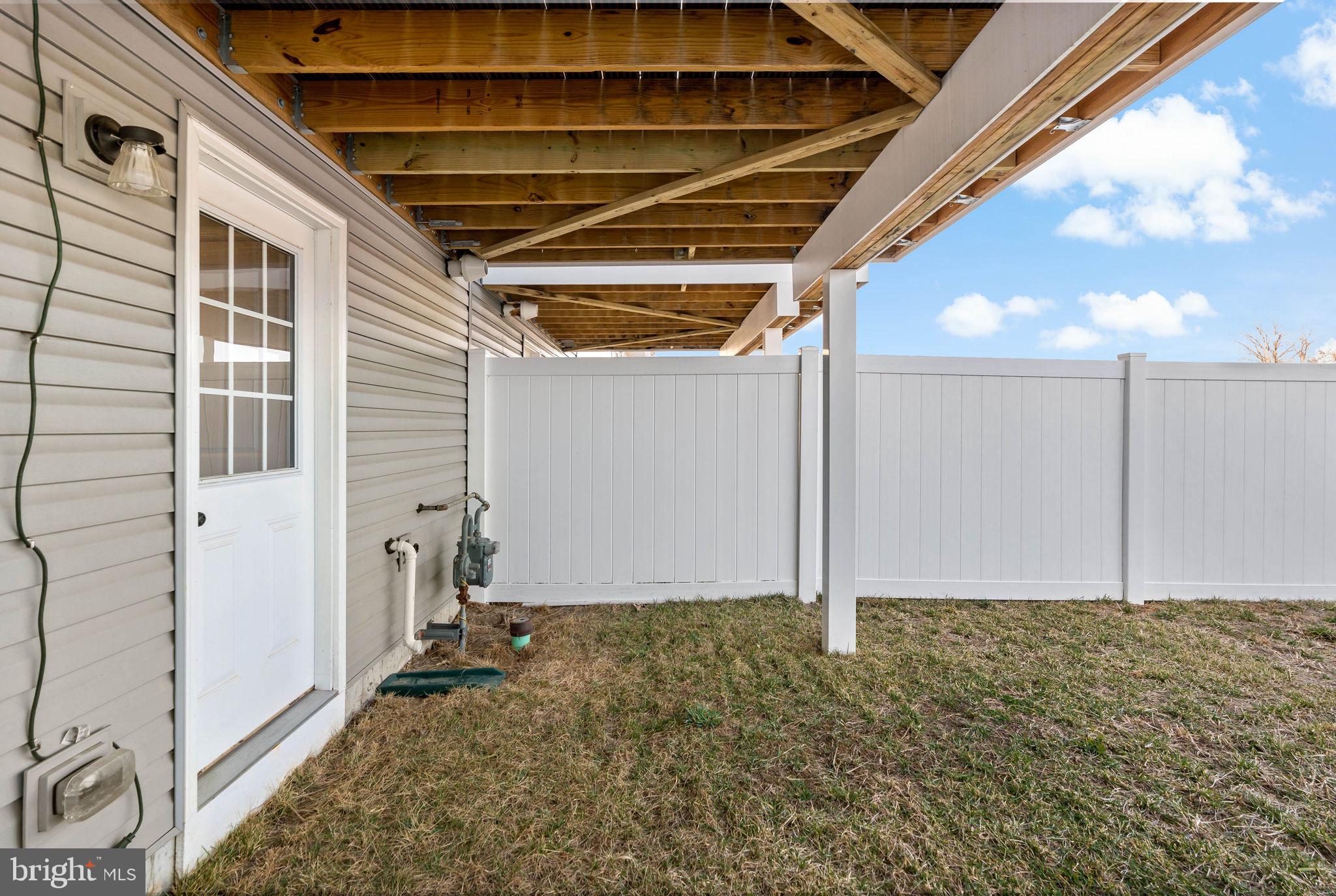 THE LAKES AT MARTINSBURG - Residential