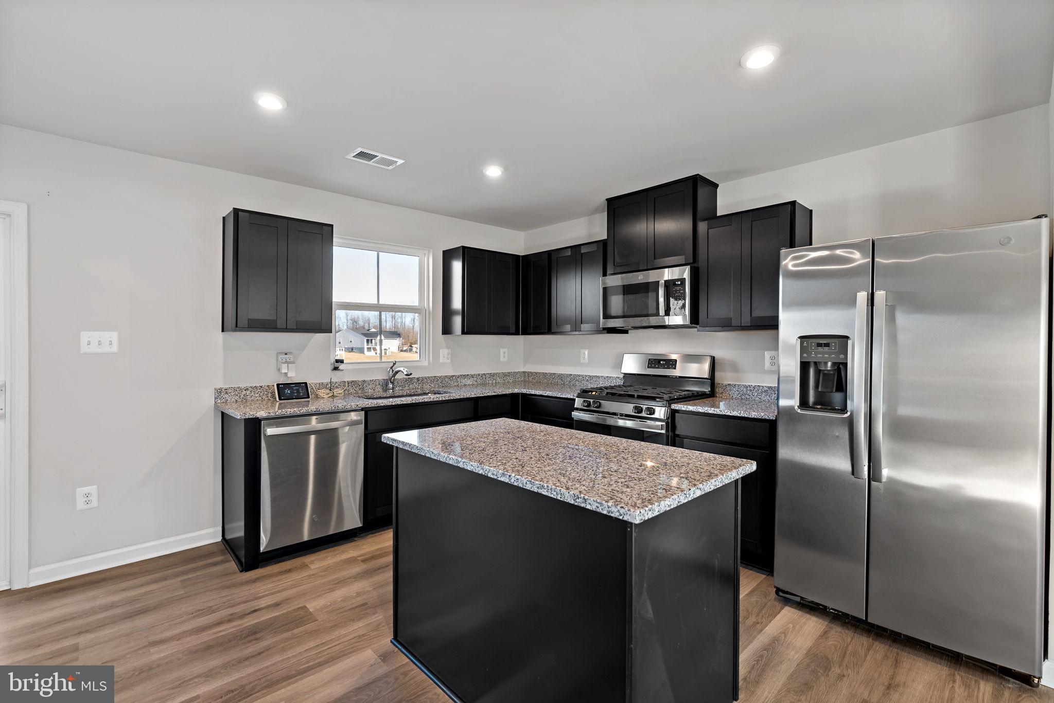 THE LAKES AT MARTINSBURG - Residential