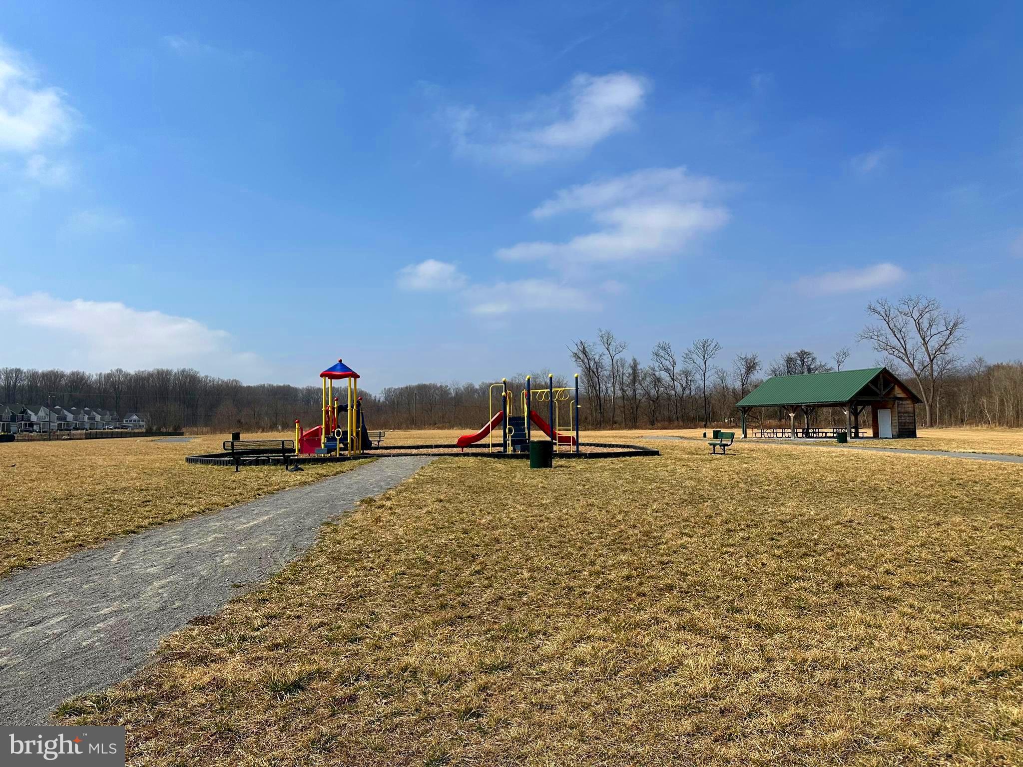 THE LAKES AT MARTINSBURG - Residential