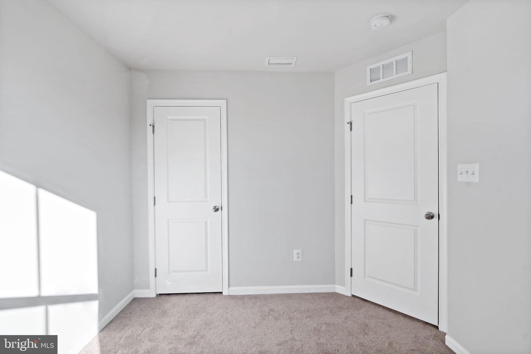 THE LAKES AT MARTINSBURG - Residential