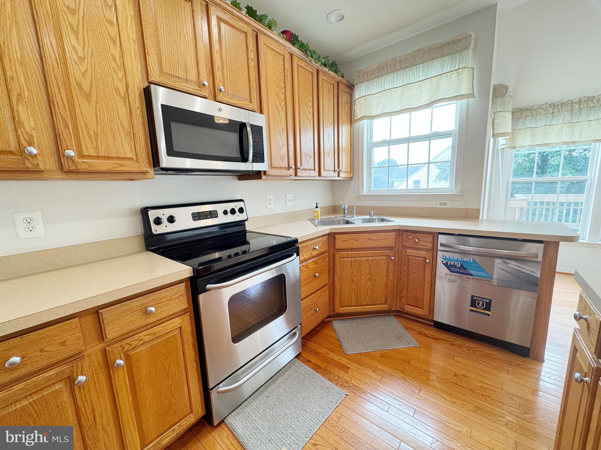 WOODS END - Residential Lease