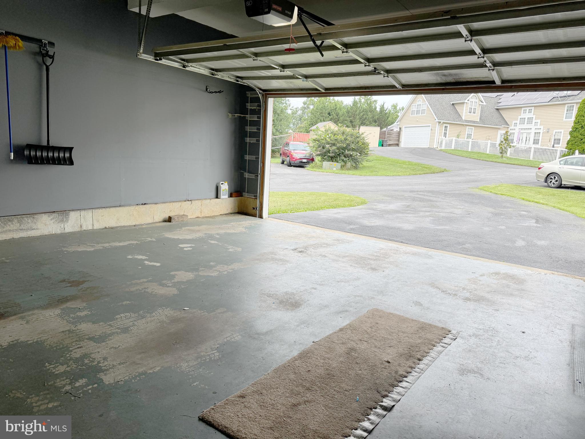 WOODS END - Residential Lease