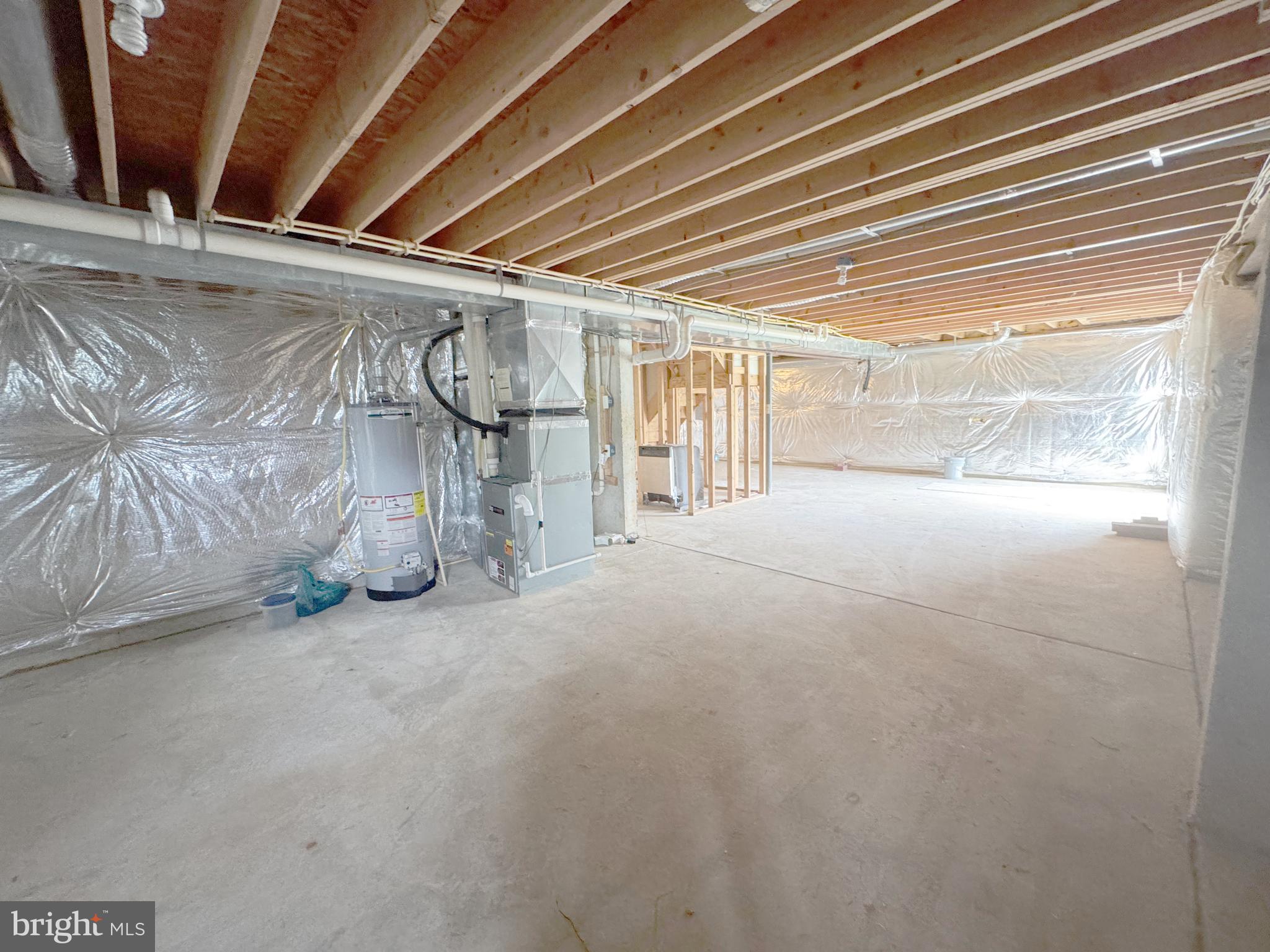 WOODS END - Residential Lease