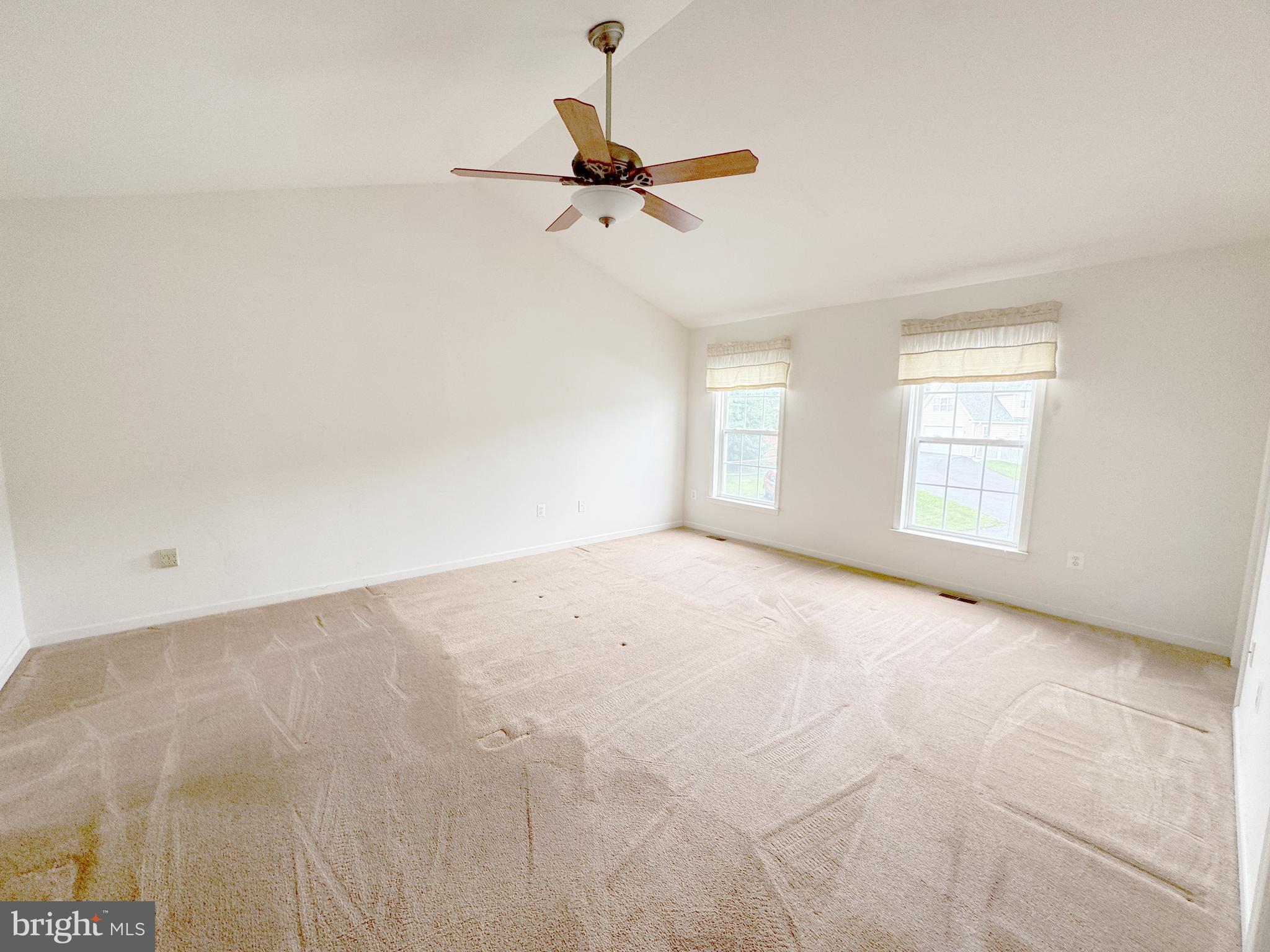 WOODS END - Residential Lease