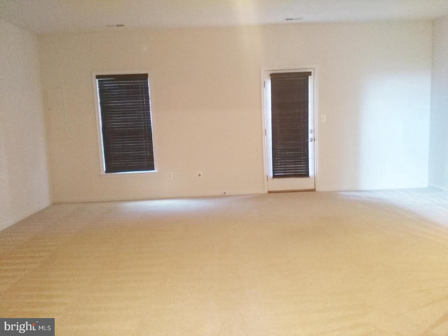 STONE RIDGE SOUTH - Residential Lease