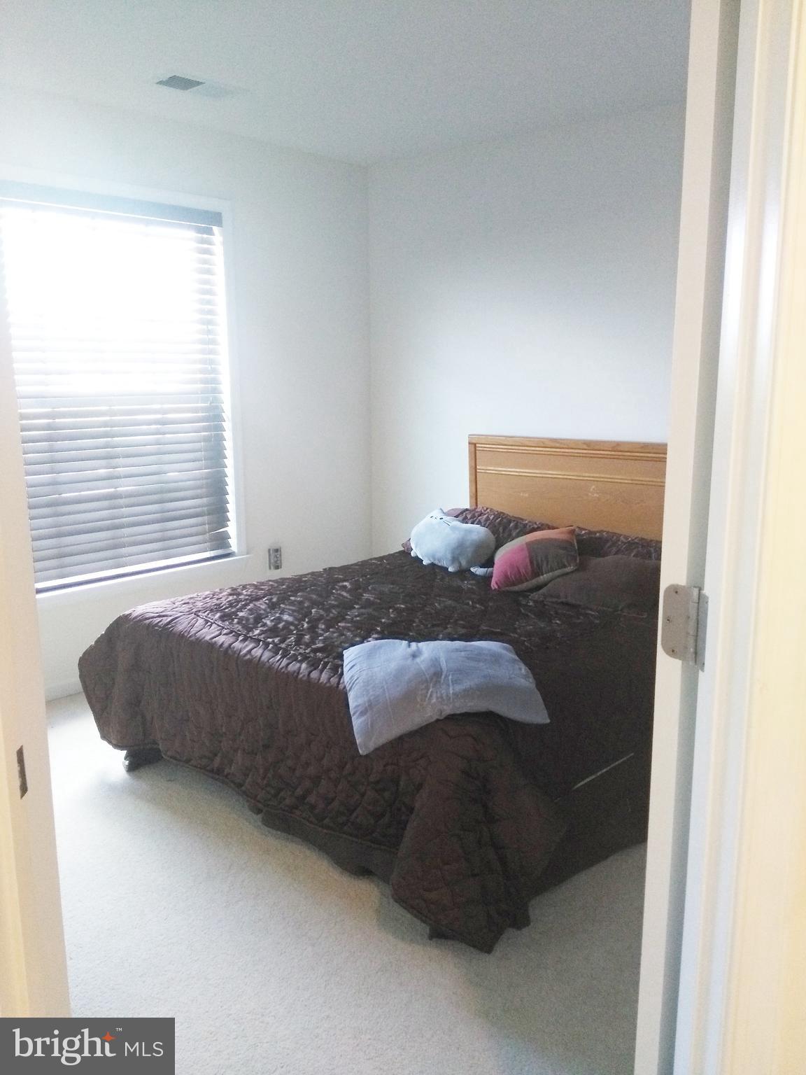 STONE RIDGE SOUTH - Residential Lease