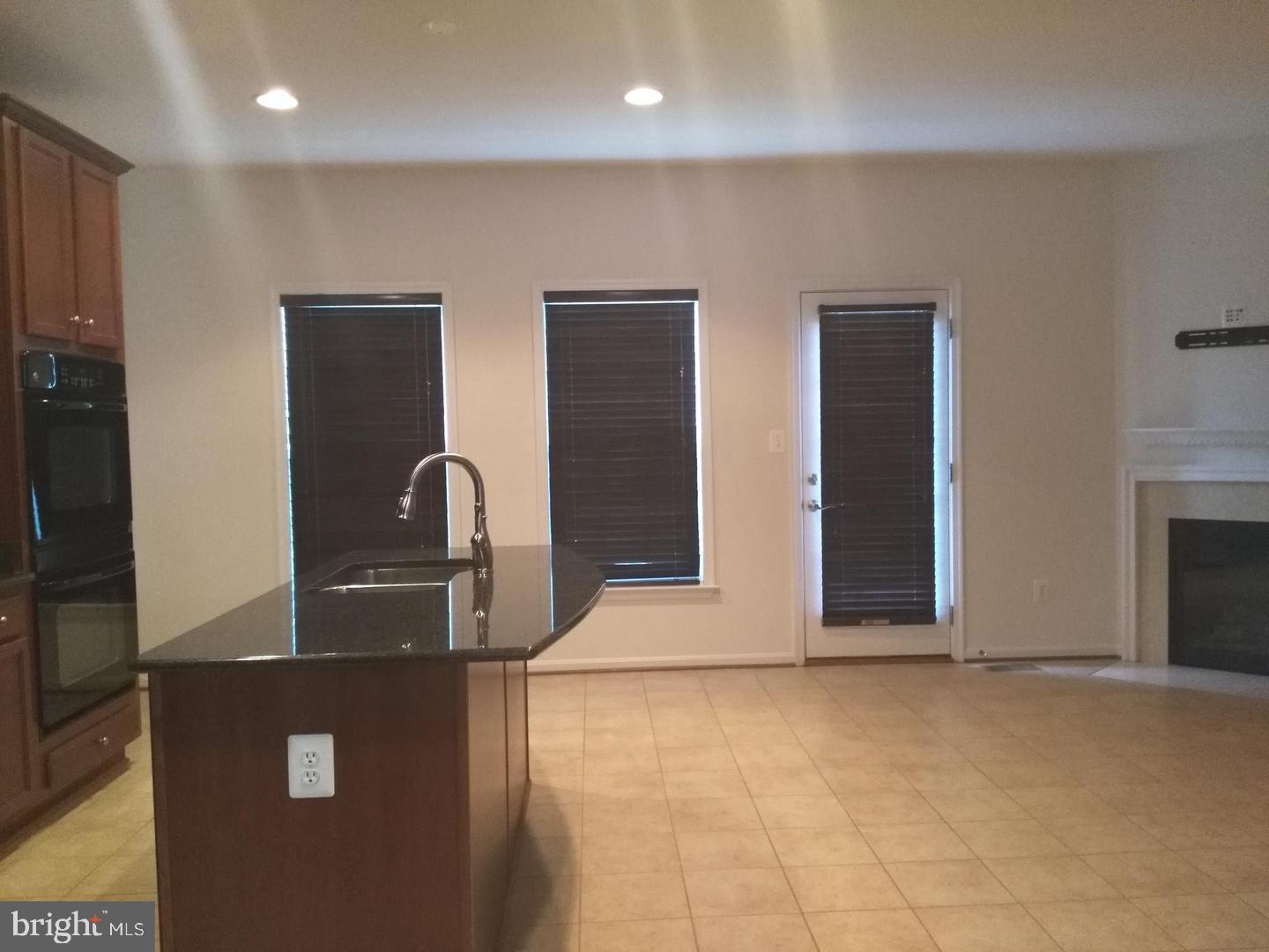 STONE RIDGE SOUTH - Residential Lease