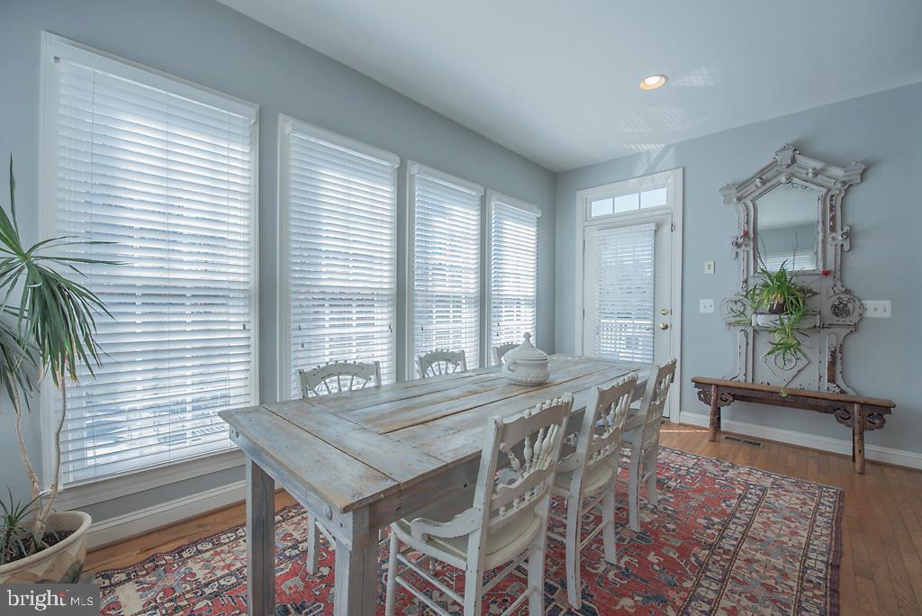 CHESTNUT HILLS - Residential