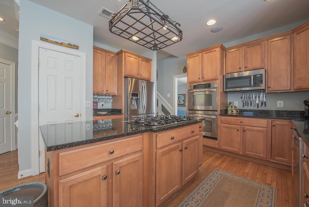 CHESTNUT HILLS - Residential