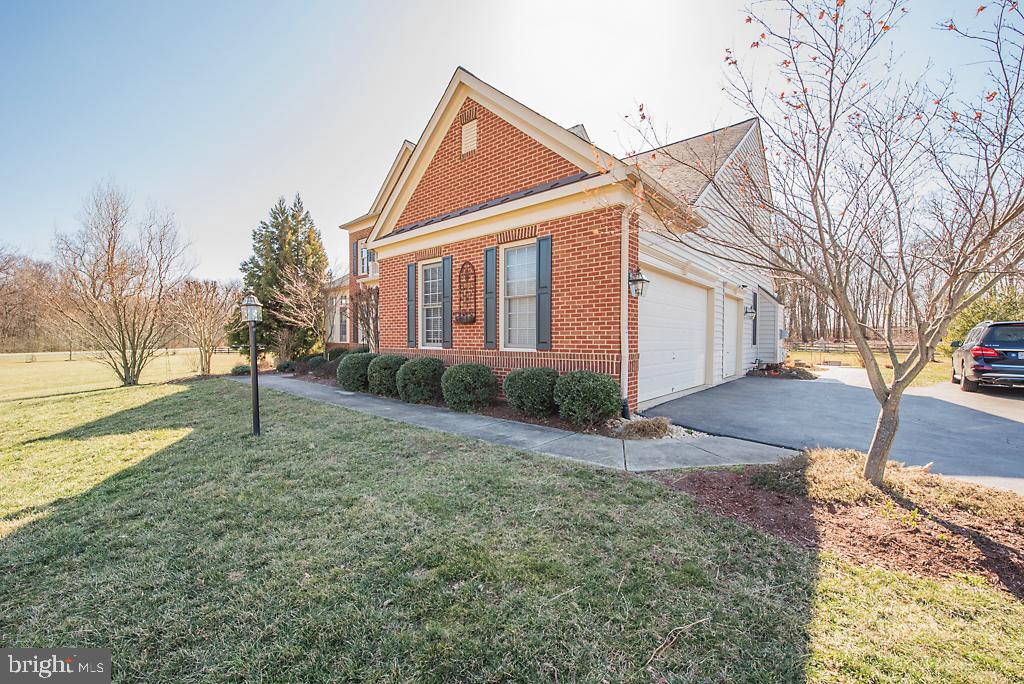 CHESTNUT HILLS - Residential