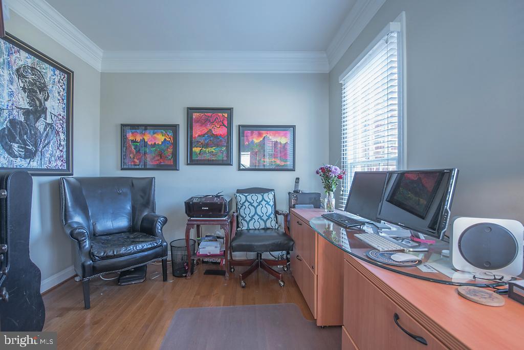 CHESTNUT HILLS - Residential