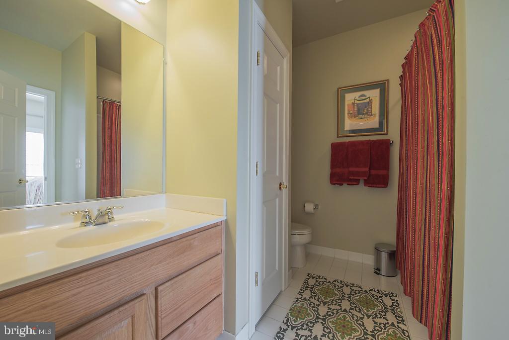 CHESTNUT HILLS - Residential