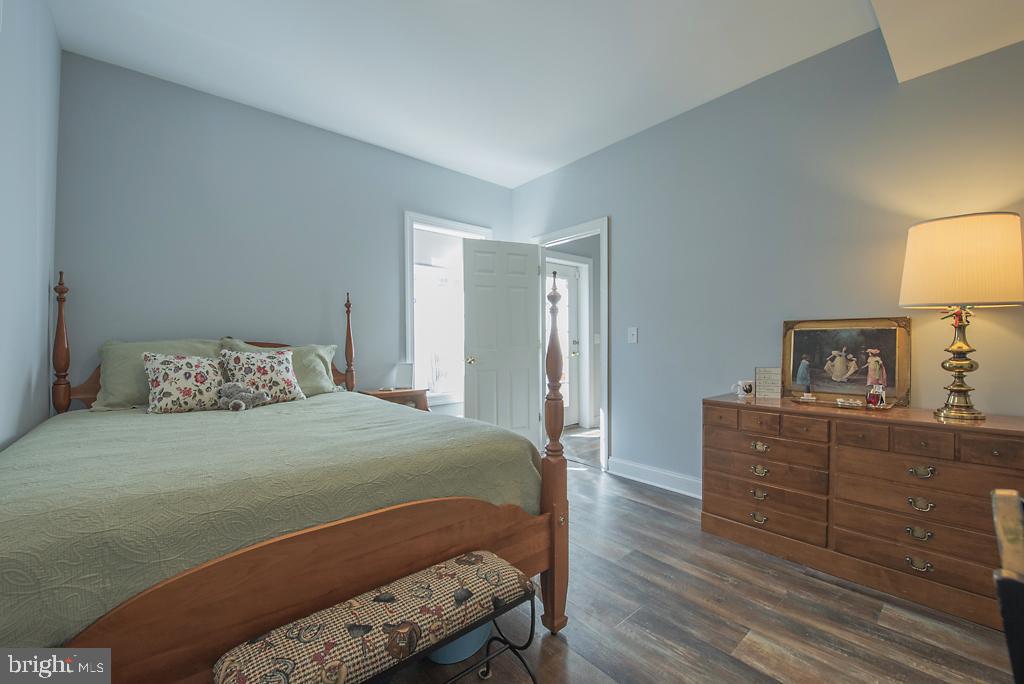 CHESTNUT HILLS - Residential