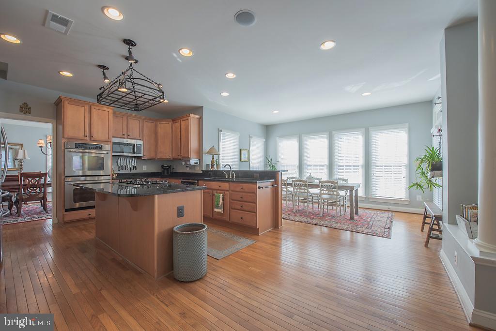 CHESTNUT HILLS - Residential