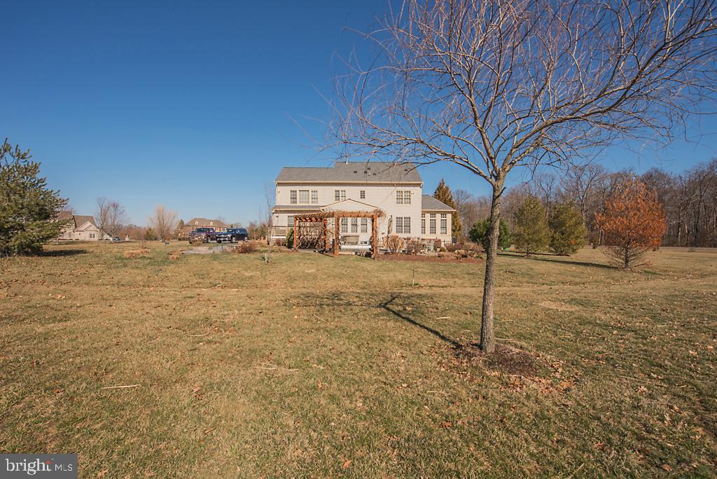 CHESTNUT HILLS - Residential