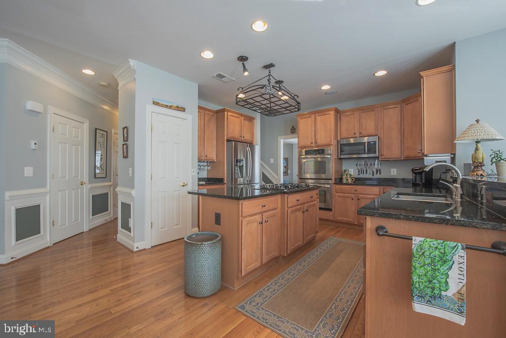 CHESTNUT HILLS - Residential