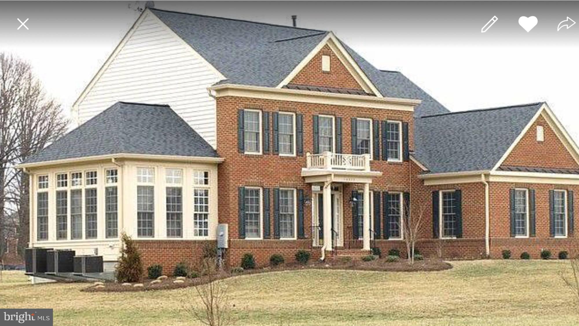 CHESTNUT HILLS - Residential