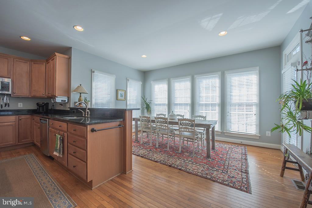 CHESTNUT HILLS - Residential