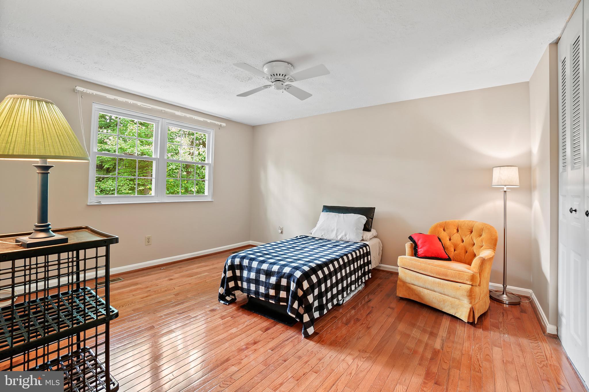 NEWINGTON FOREST - Residential