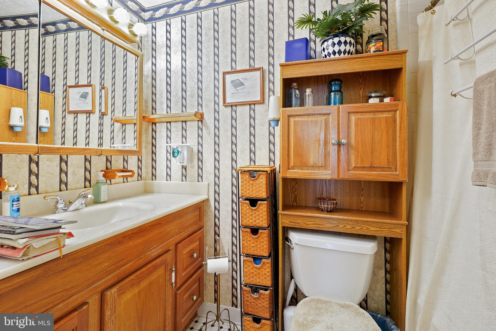 NEWINGTON FOREST - Residential