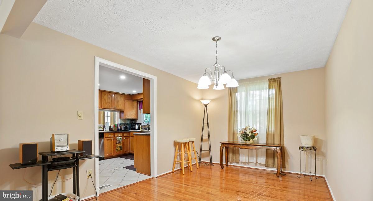 NEWINGTON FOREST - Residential