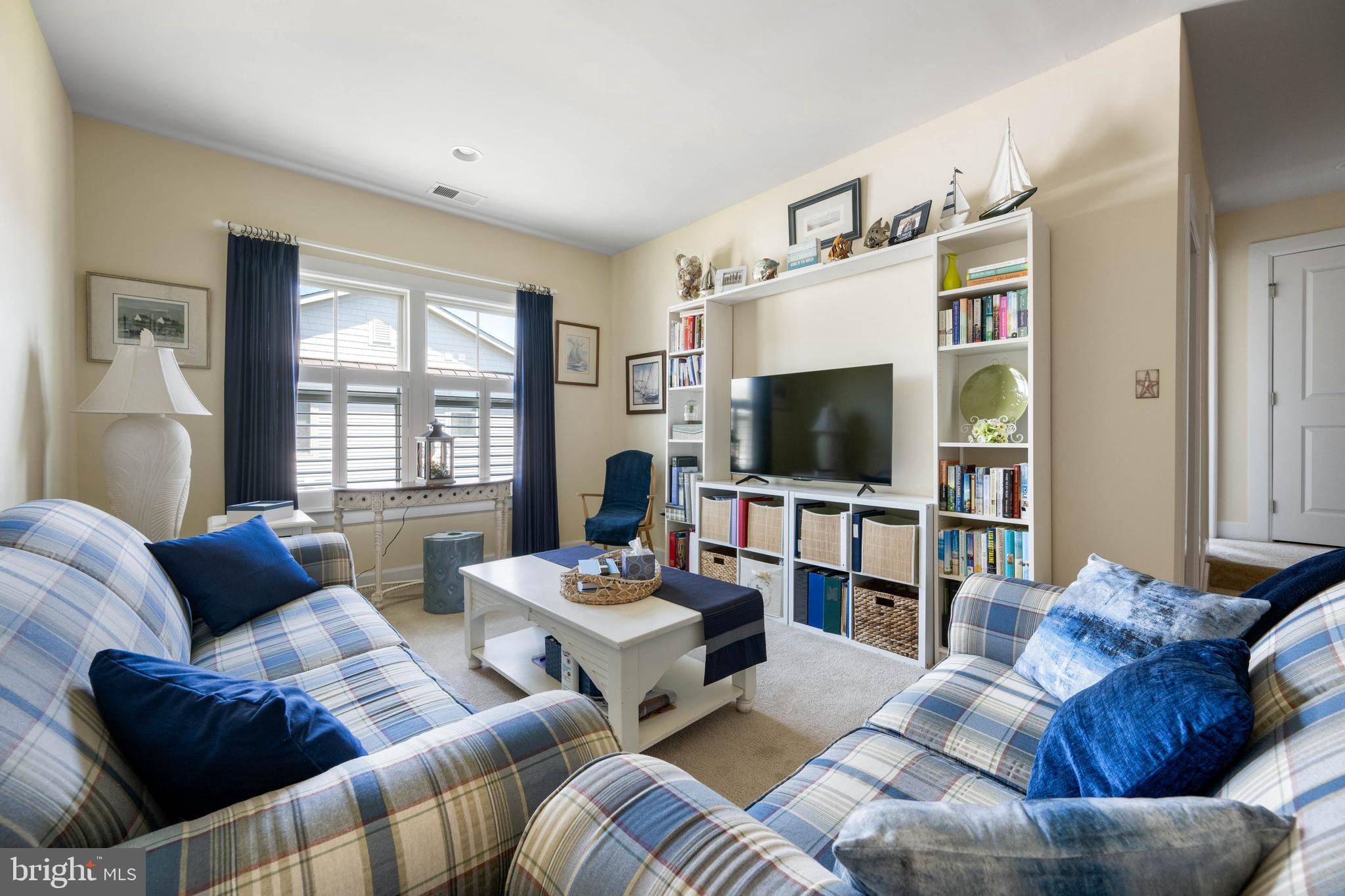 BAY FOREST CLUB - Residential