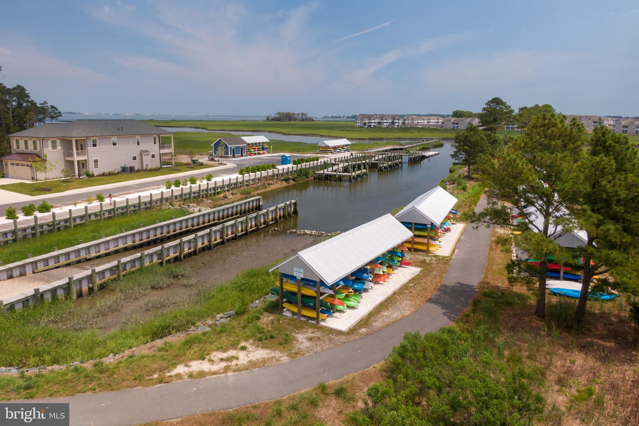 BAY FOREST CLUB - Residential