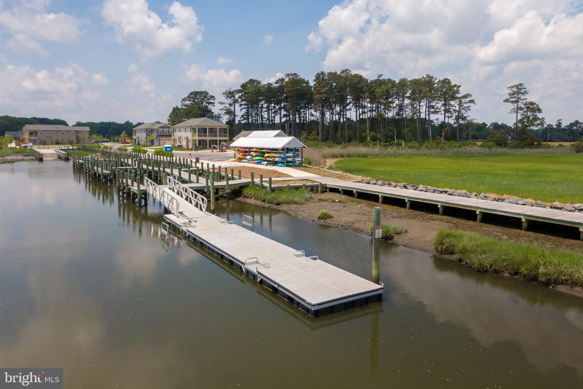 BAY FOREST CLUB - Residential