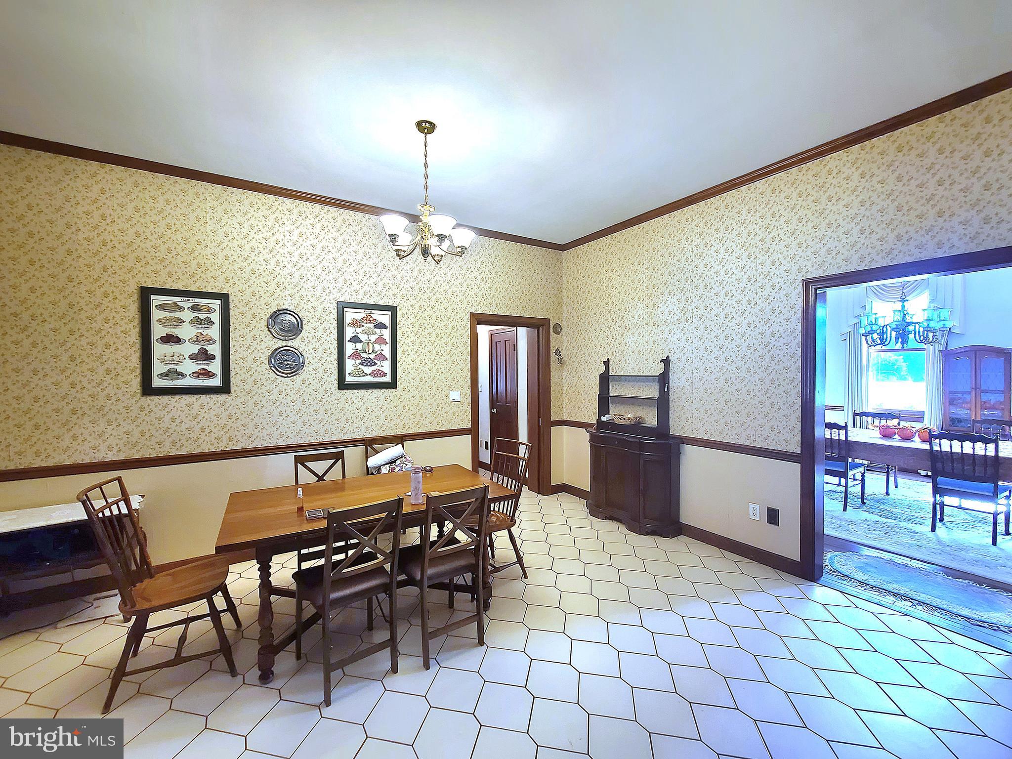 HUNT VALLEY - Residential Lease