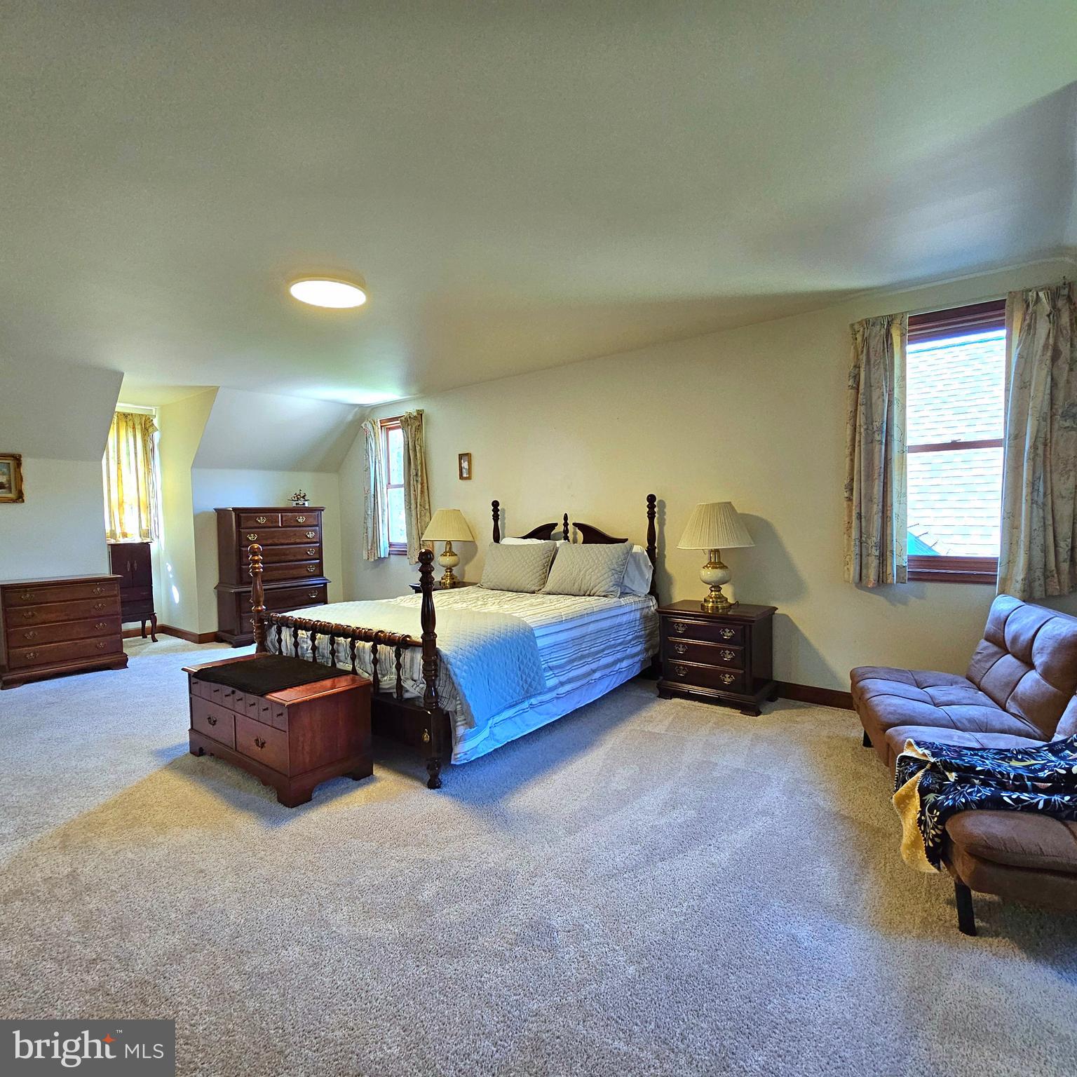 HUNT VALLEY - Residential Lease