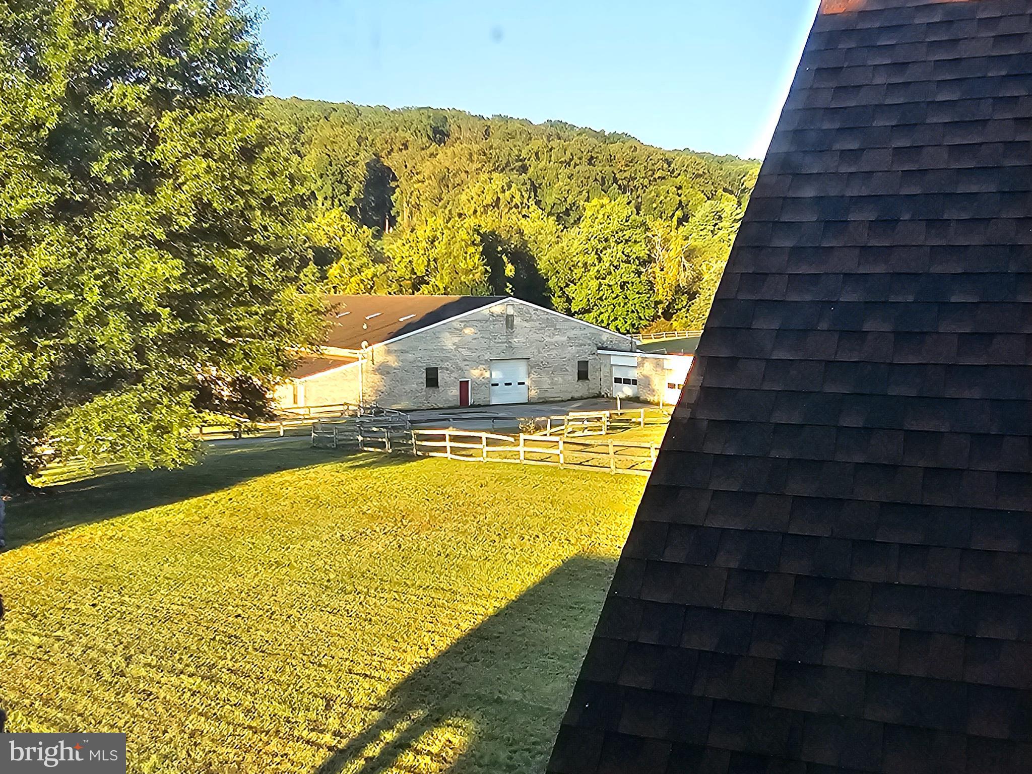 HUNT VALLEY - Residential Lease